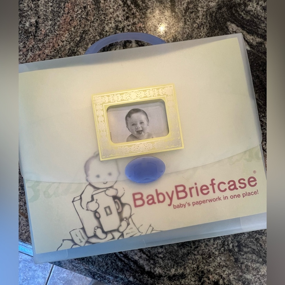 BabyBriefcase Organizer with Yellow Frame